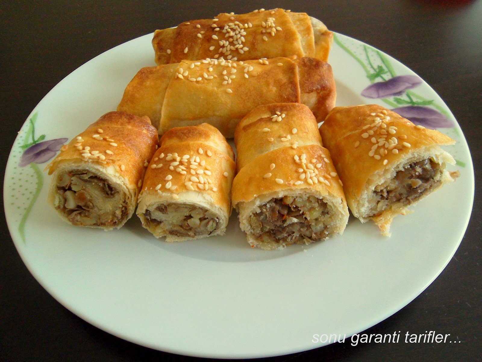 hazır yufkadan yeşil mercimekli börek